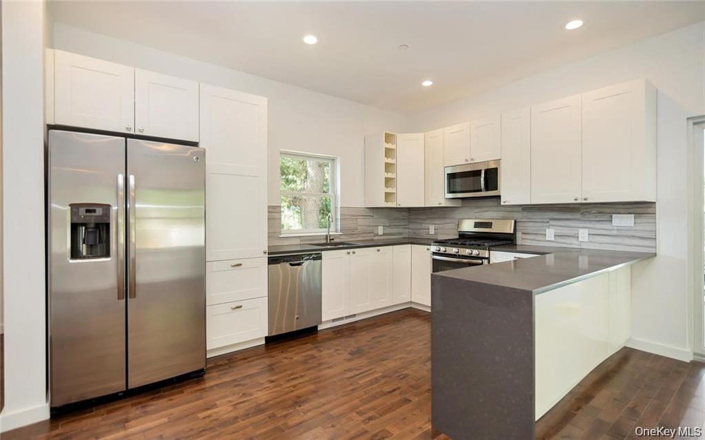 51 High Street Property Photo 8