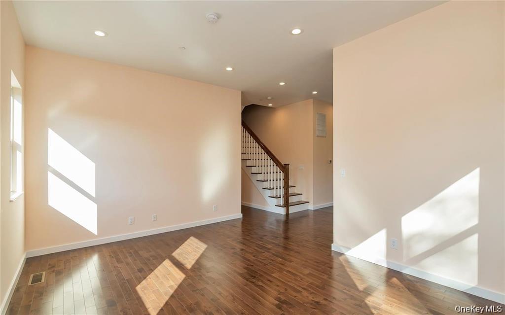 51 High Street Property Photo 24