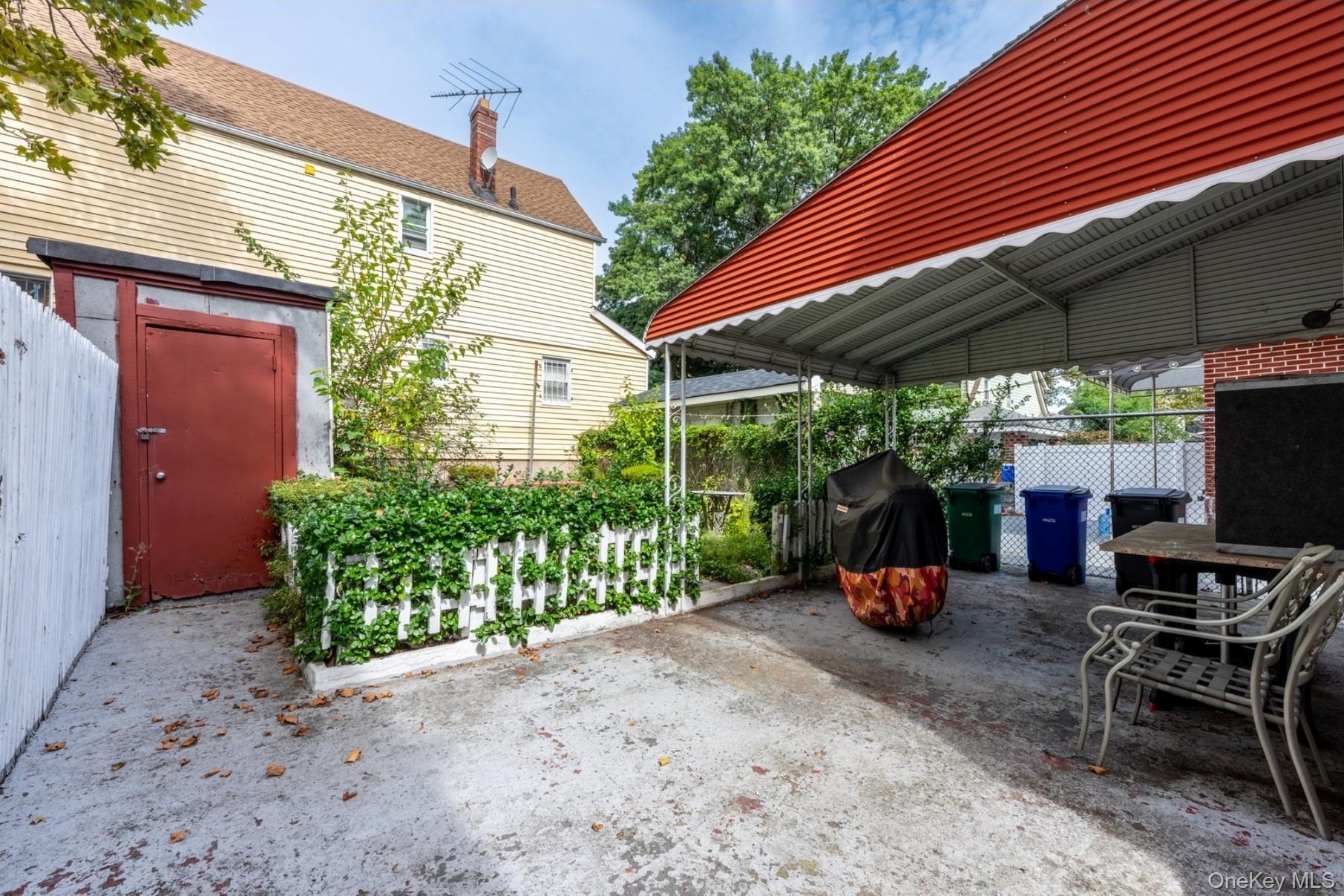 13305 107th Avenue Property Photo 17