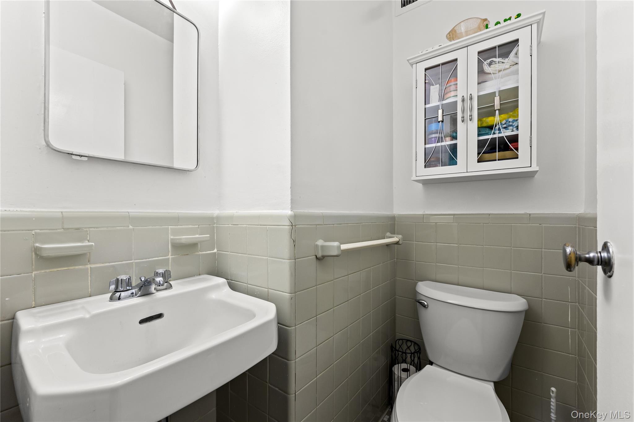 3 Fordham Hill Oval 3c Property Photo 13