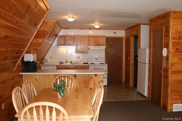 2354 Rt 9n Property Photo 12