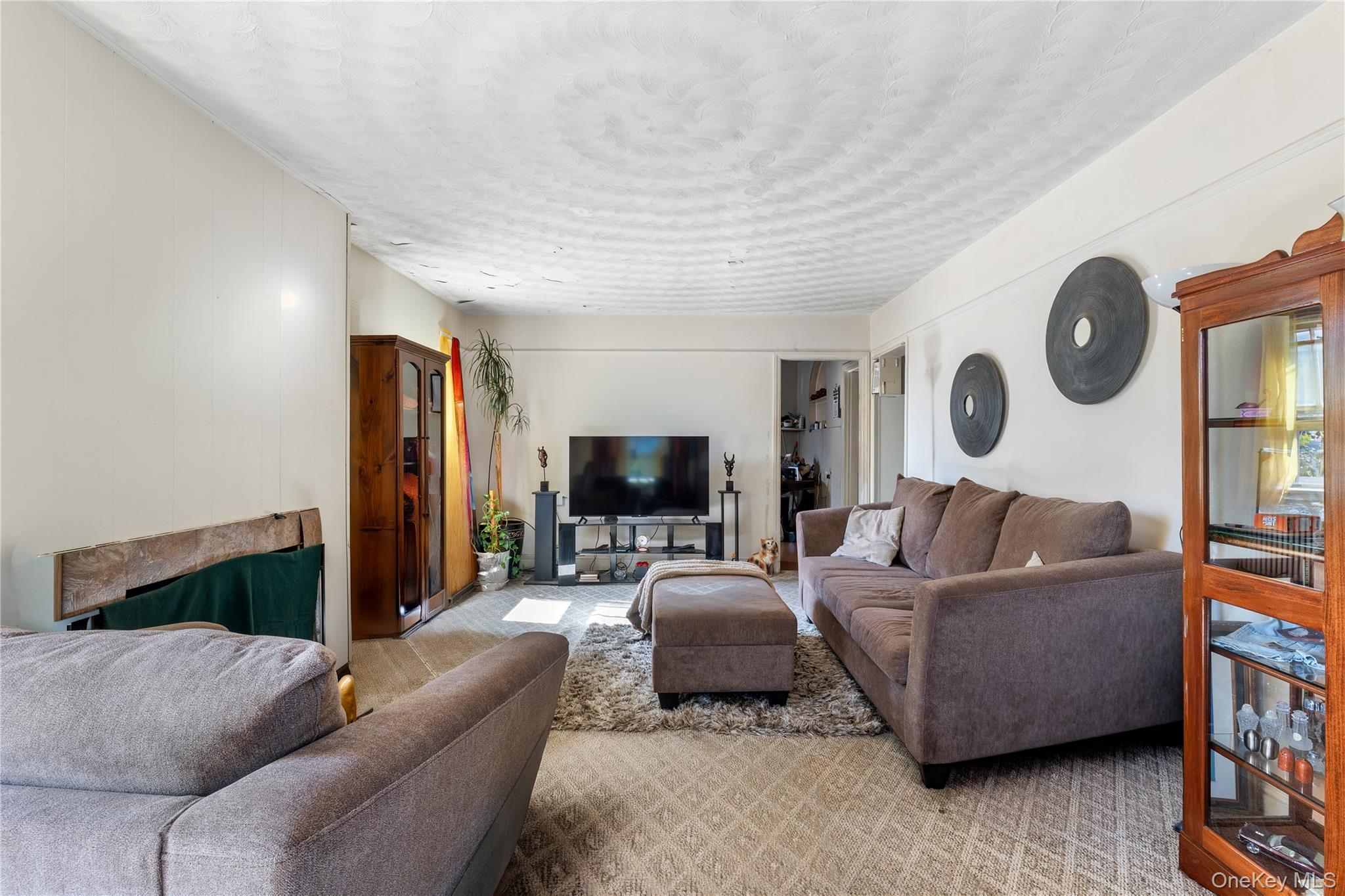 2 Francis Avenue Property Photo 5