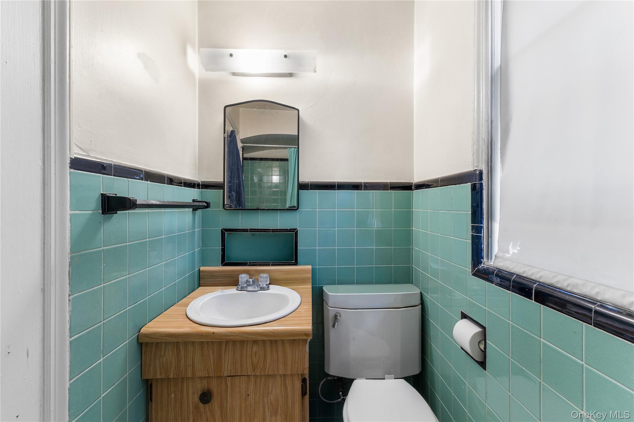 2 Francis Avenue Property Photo 19