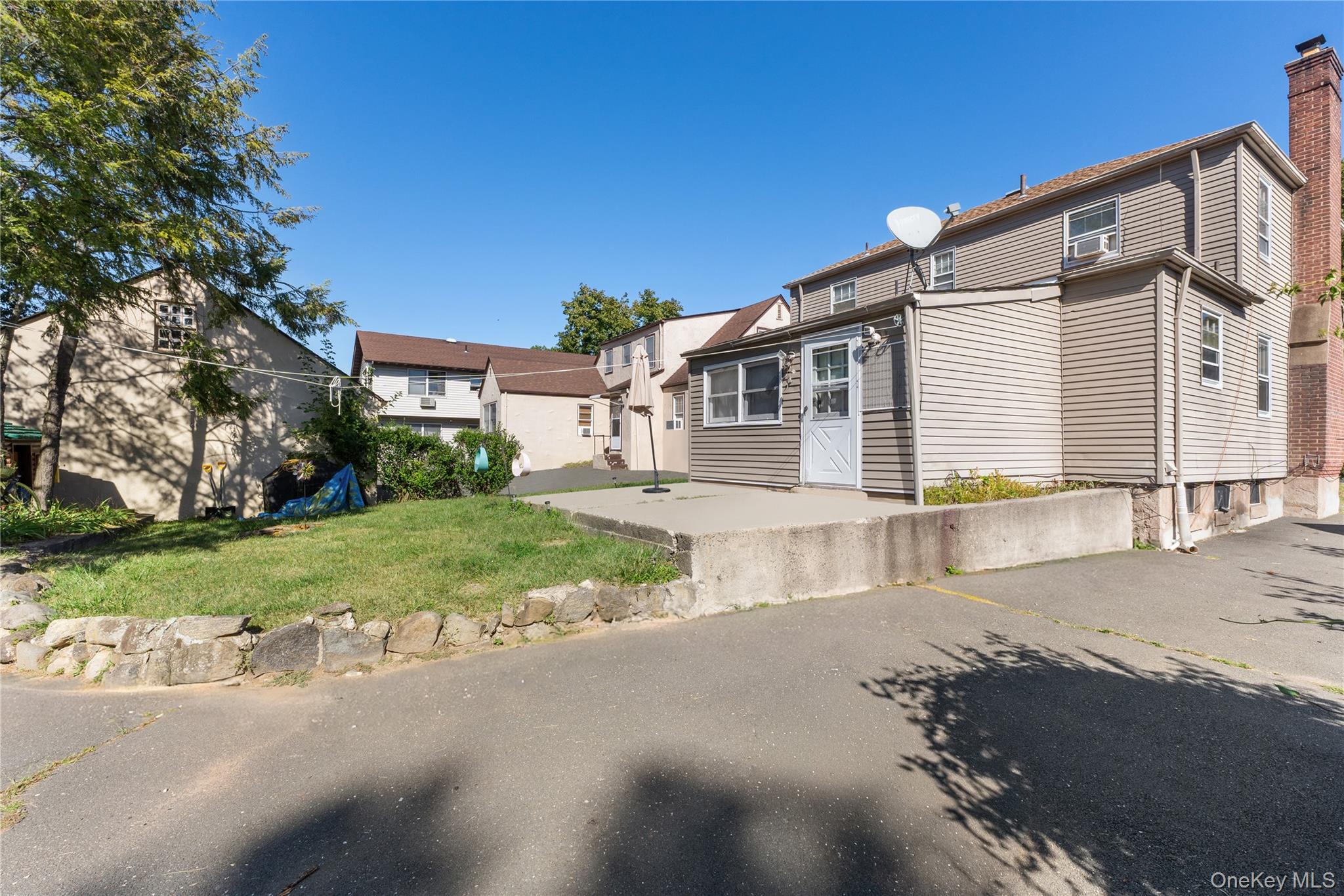 2 Francis Avenue Property Photo 21