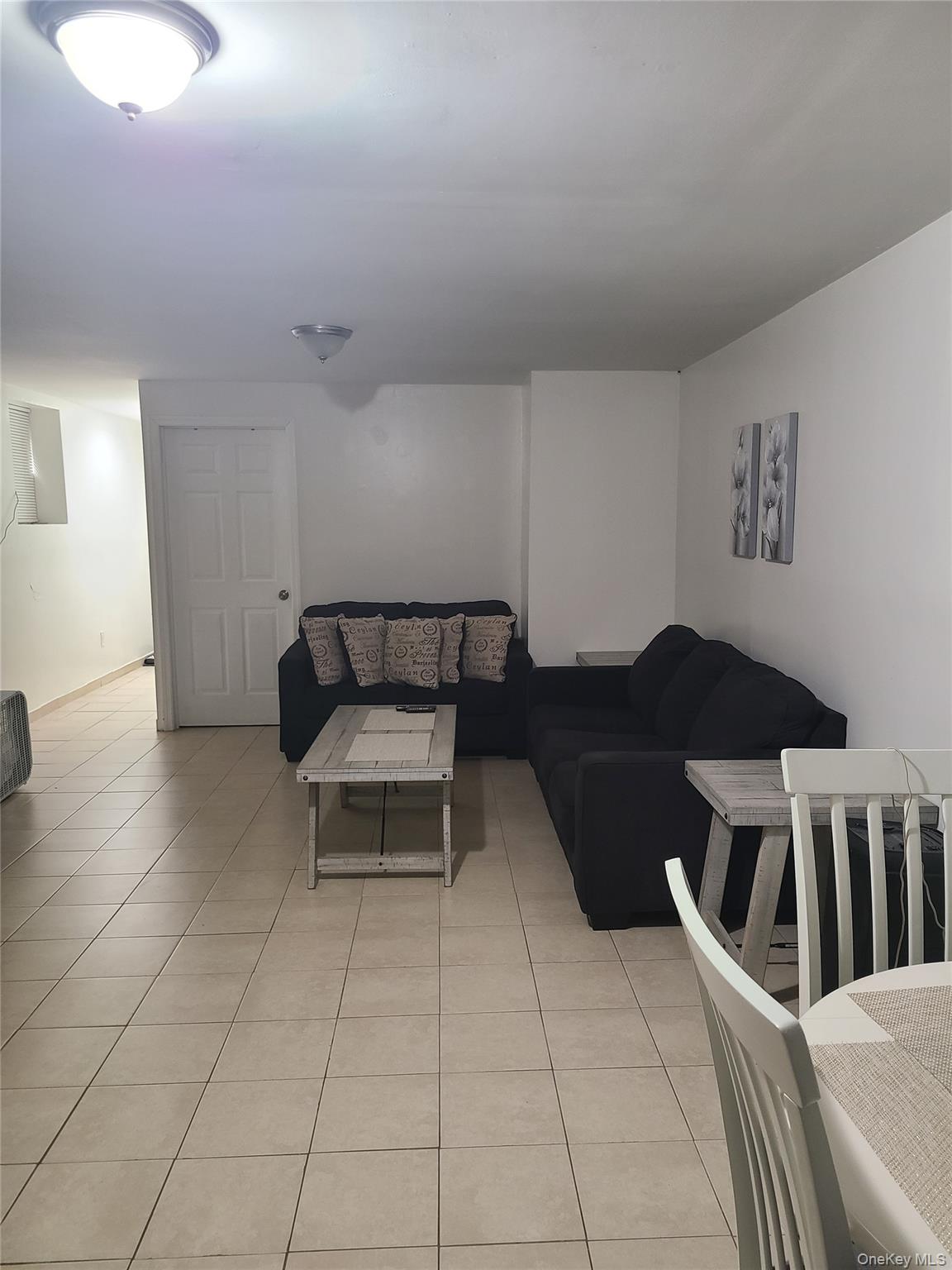 252 Soundview Avenue Property Photo 6
