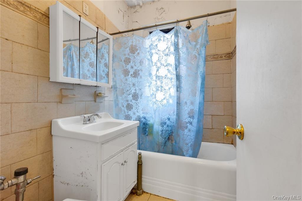 3111 Brighton 1st Place 6i Property Photo 11