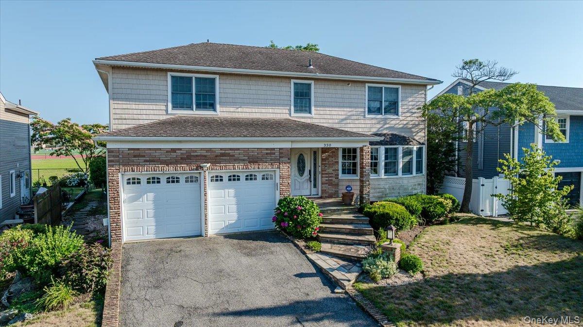 330 Harbor Drive Property Photo 10