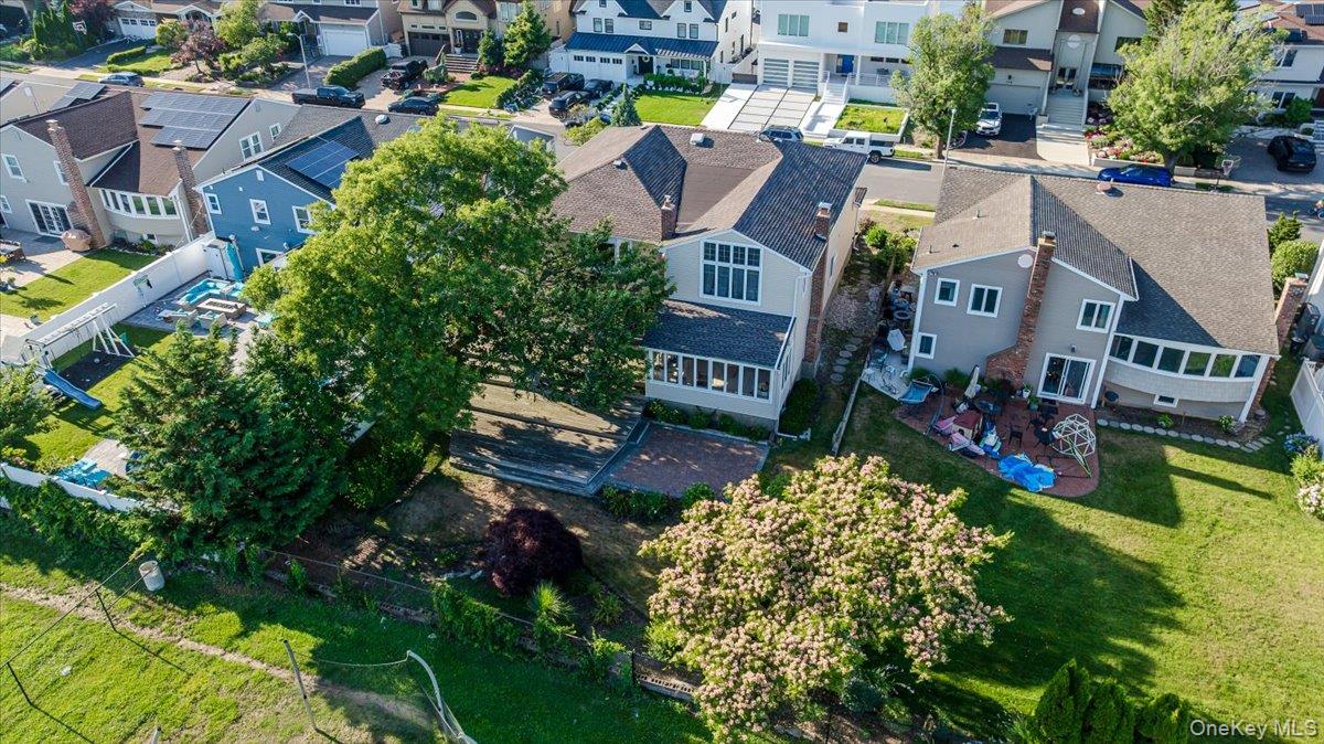 330 Harbor Drive Property Photo 13