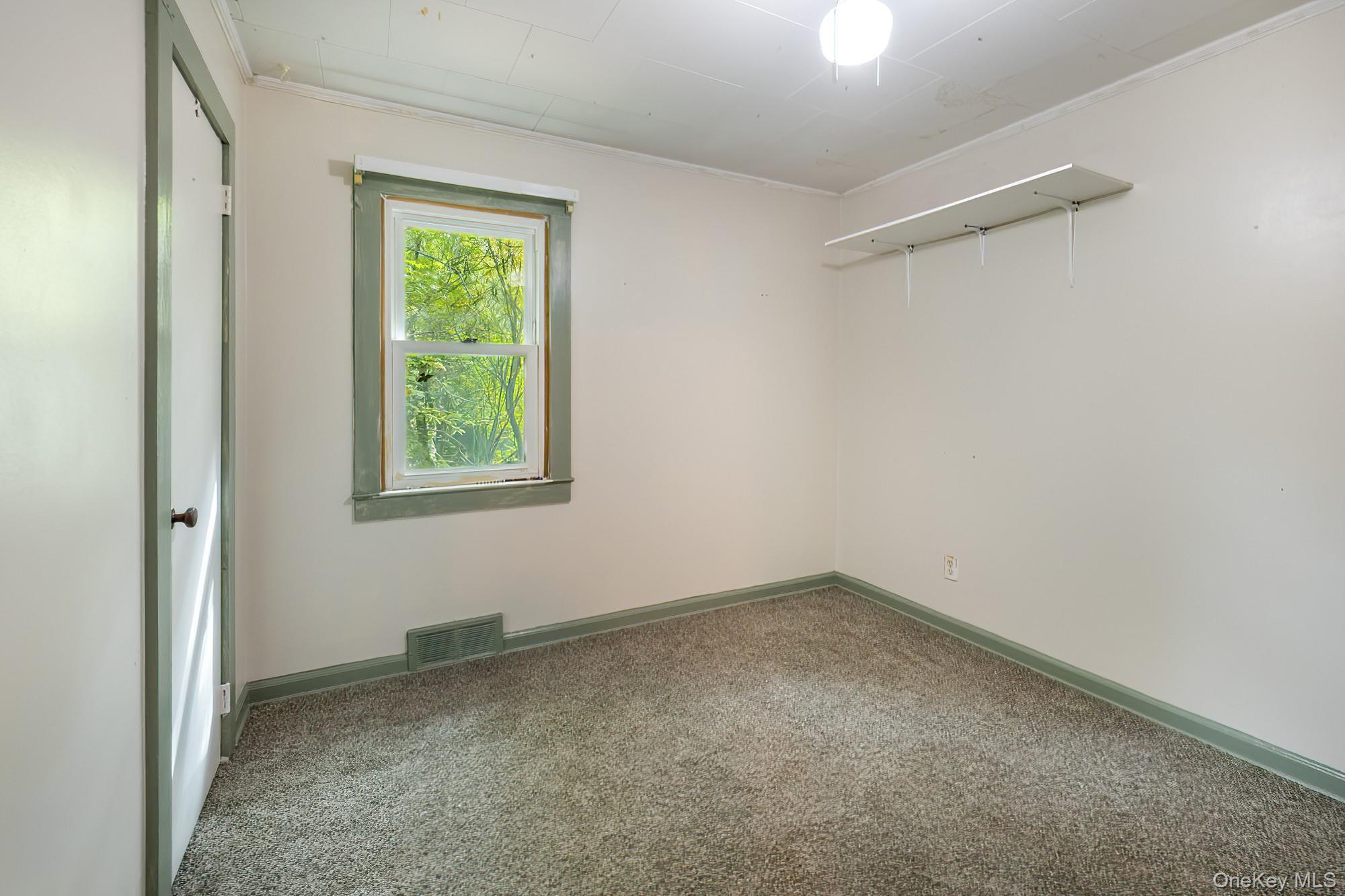 240 Stevers Crossing Road Property Photo 10