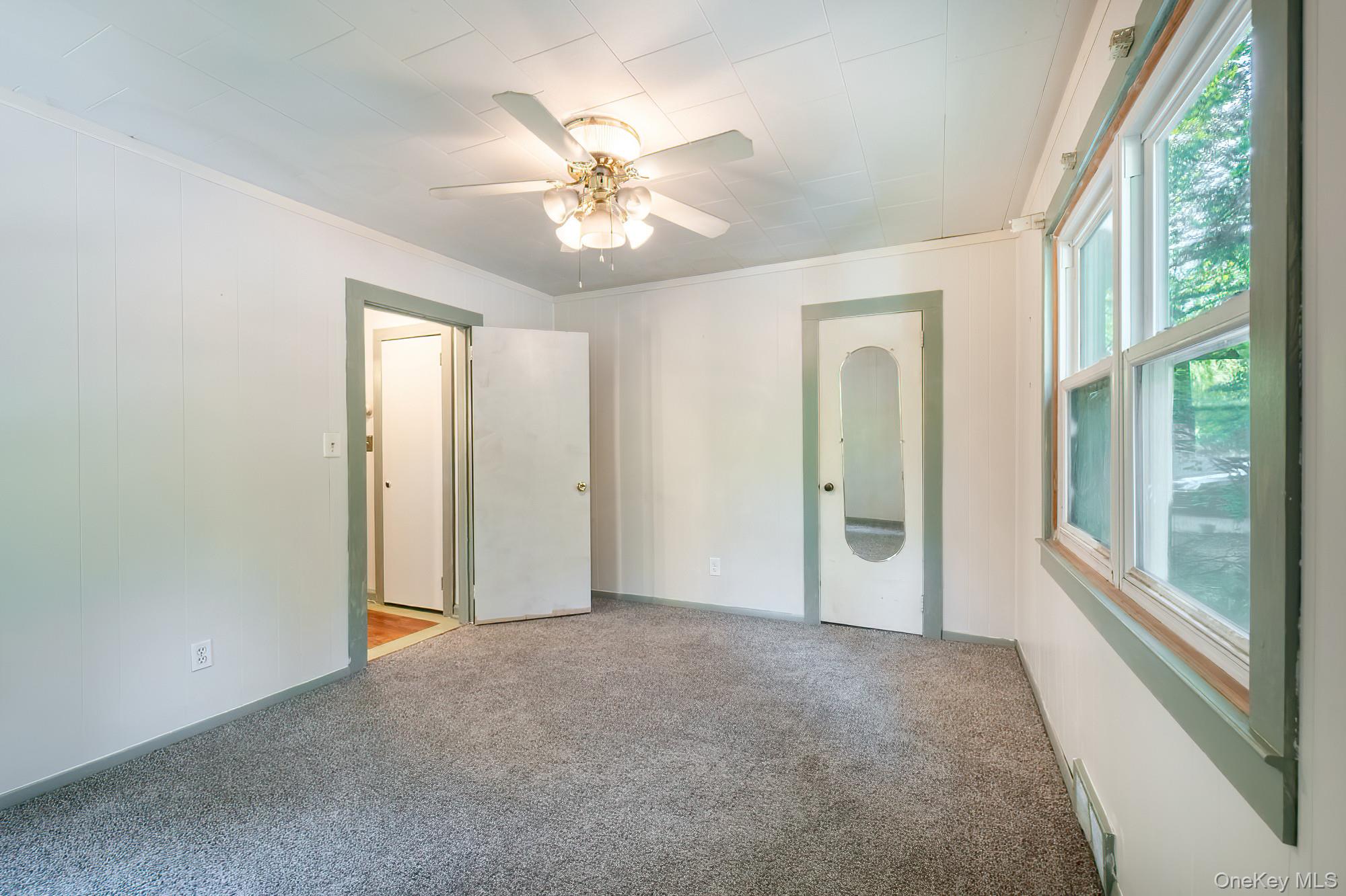 240 Stevers Crossing Road Property Photo 14