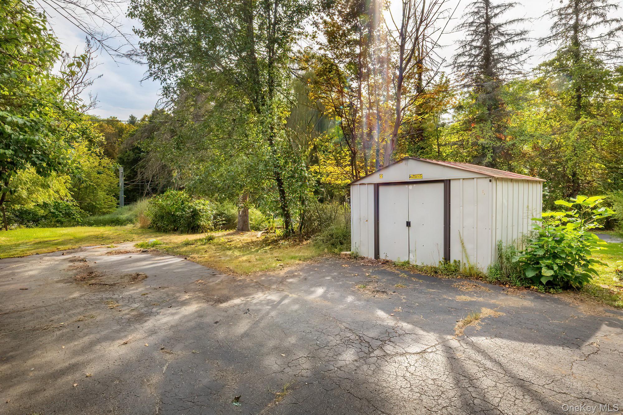 240 Stevers Crossing Road Property Photo 19