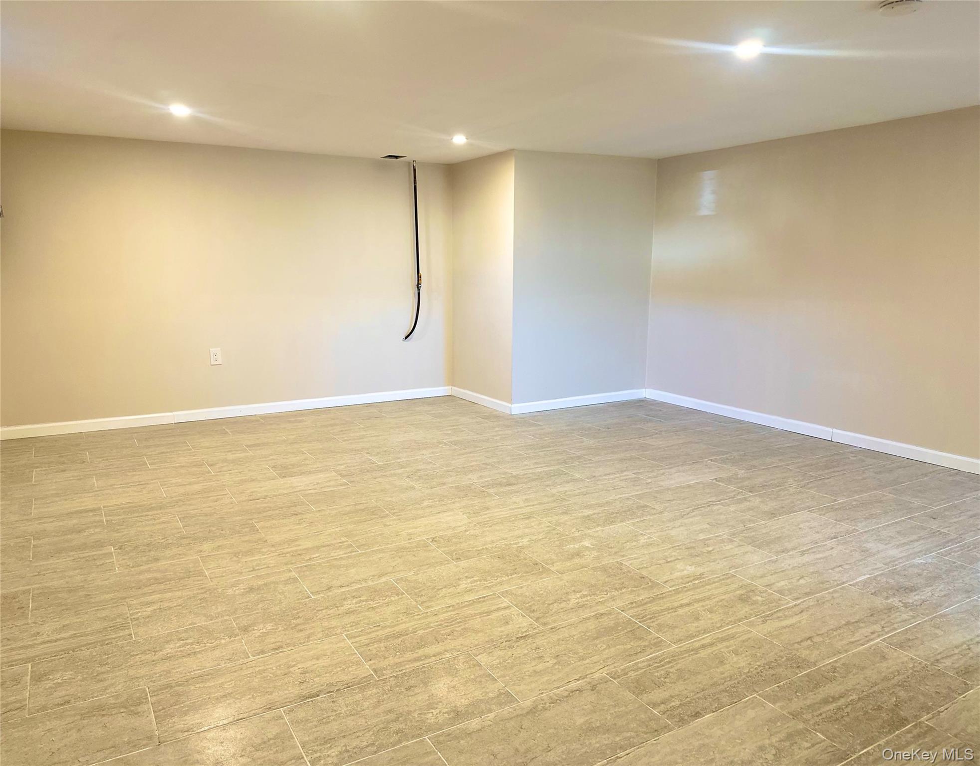 2 Radnor Court Property Photo 12