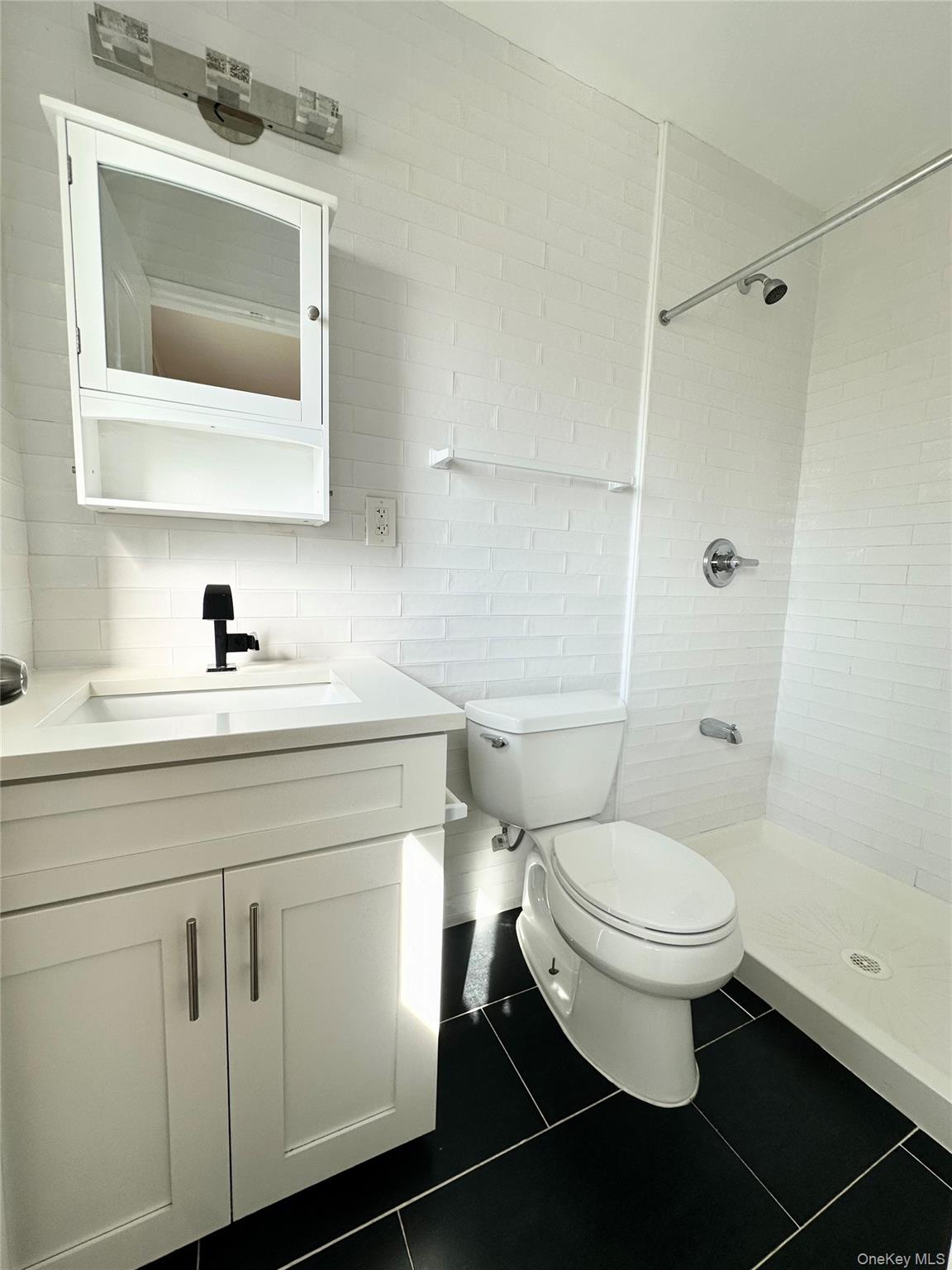 2 Radnor Court Property Photo 16