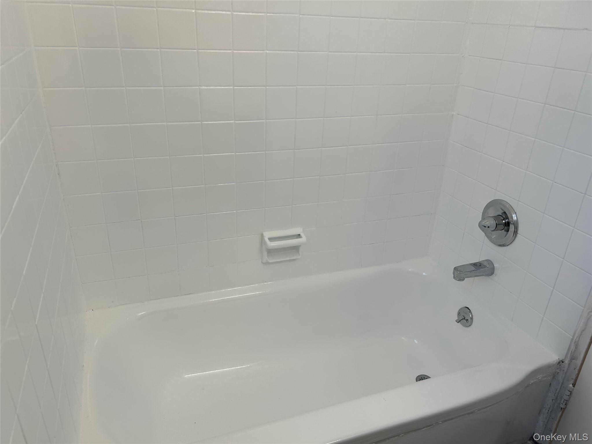 5 Oakdale Manor L14 Property Photo 15