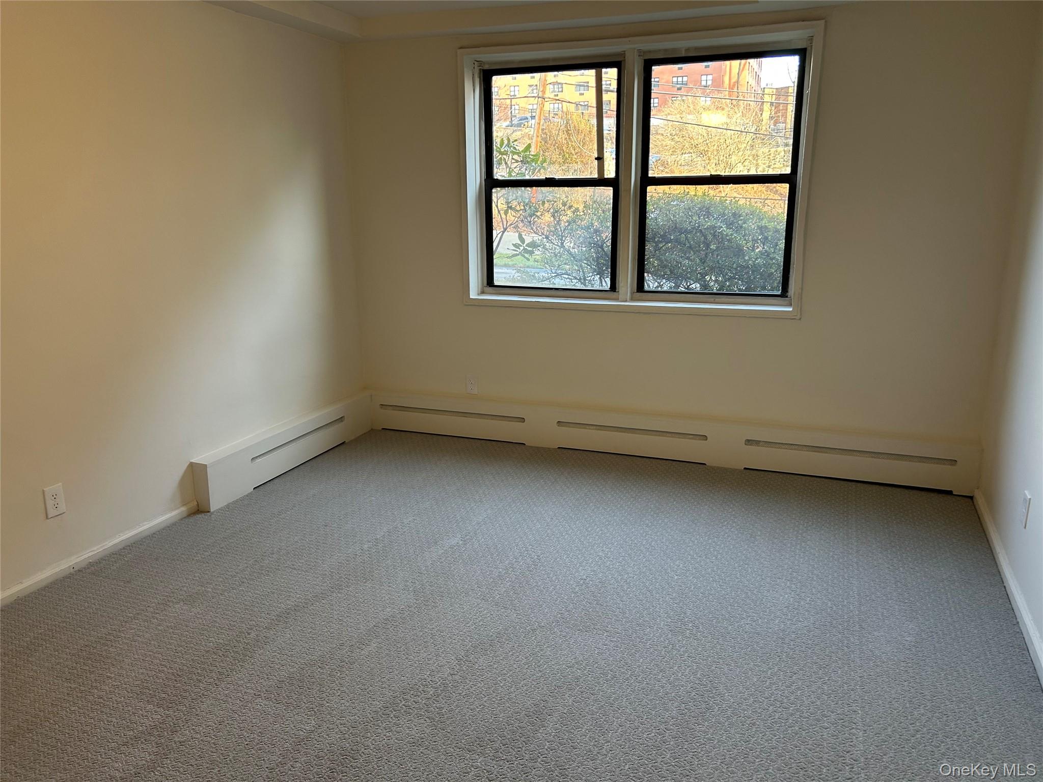 5 Oakdale Manor L14 Property Photo 17