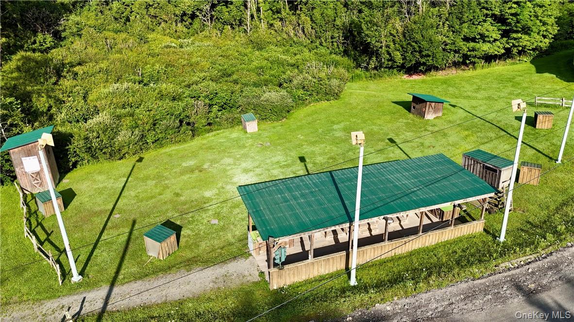 374 Neer Road Property Photo 4