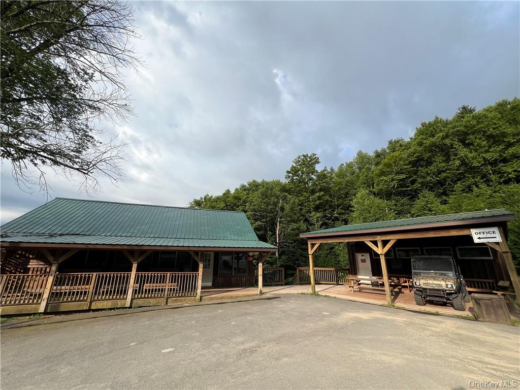 374 Neer Road Property Photo 16