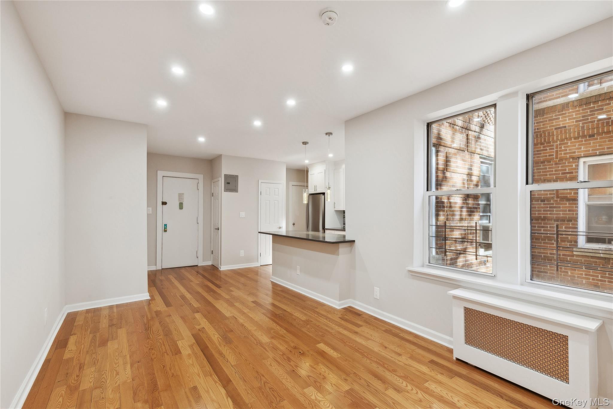 34-59 89th Street 6e Property Photo 8