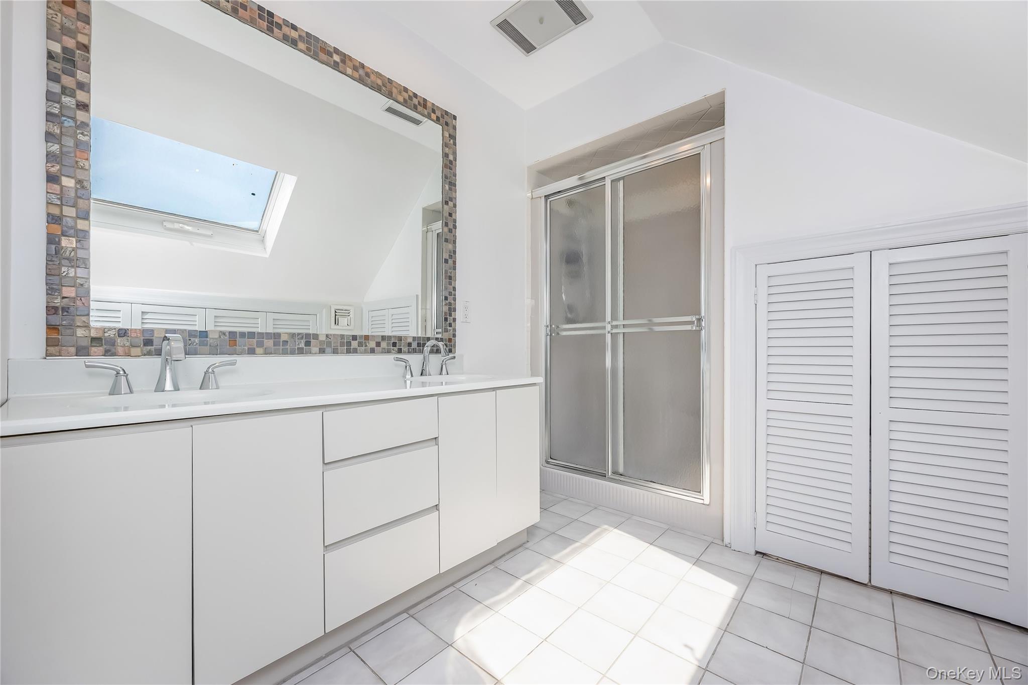 83 Village Line Road Property Photo 23