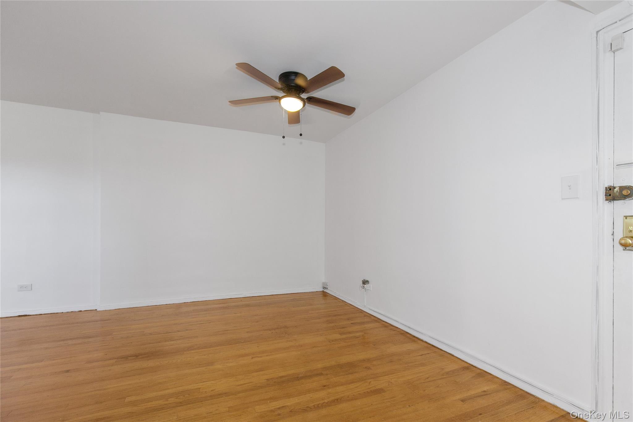 87-15 204th Street B57 Property Photo 6