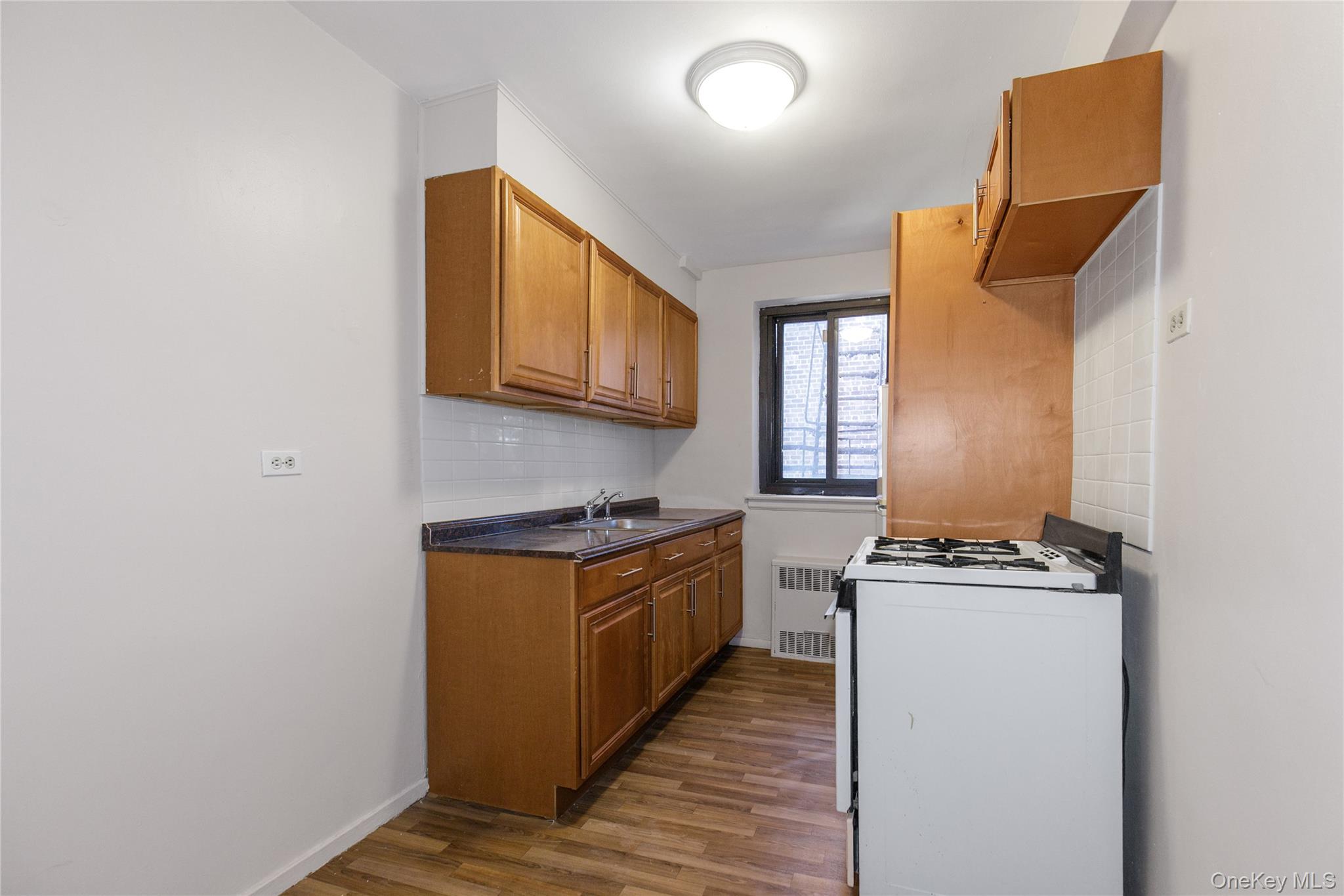 87-15 204th Street B57 Property Photo 10