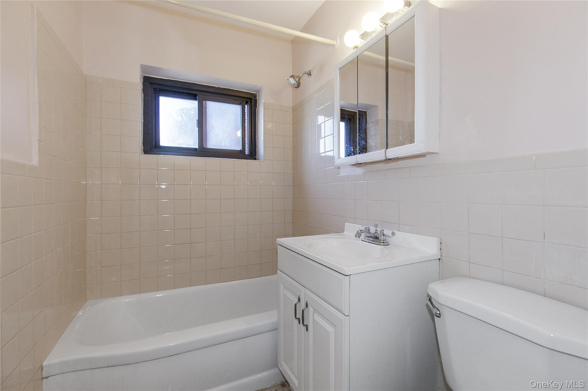 87-15 204th Street B57 Property Photo 17