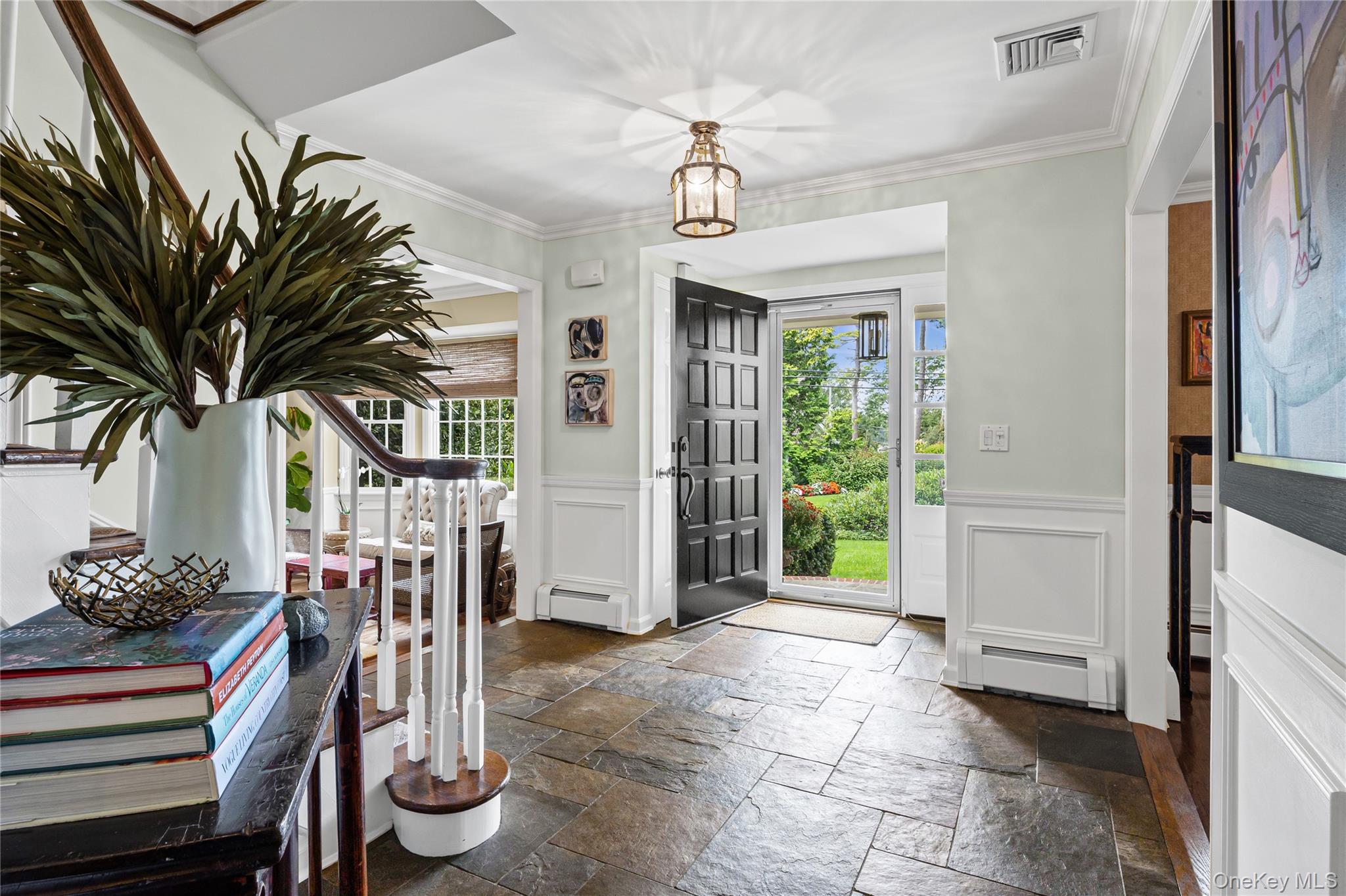 336 Bay Avenue Property Photo 3