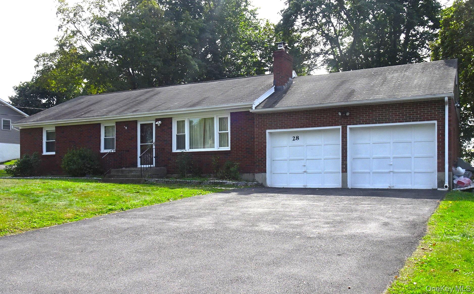 28 Overlook Drive Property Photo 2