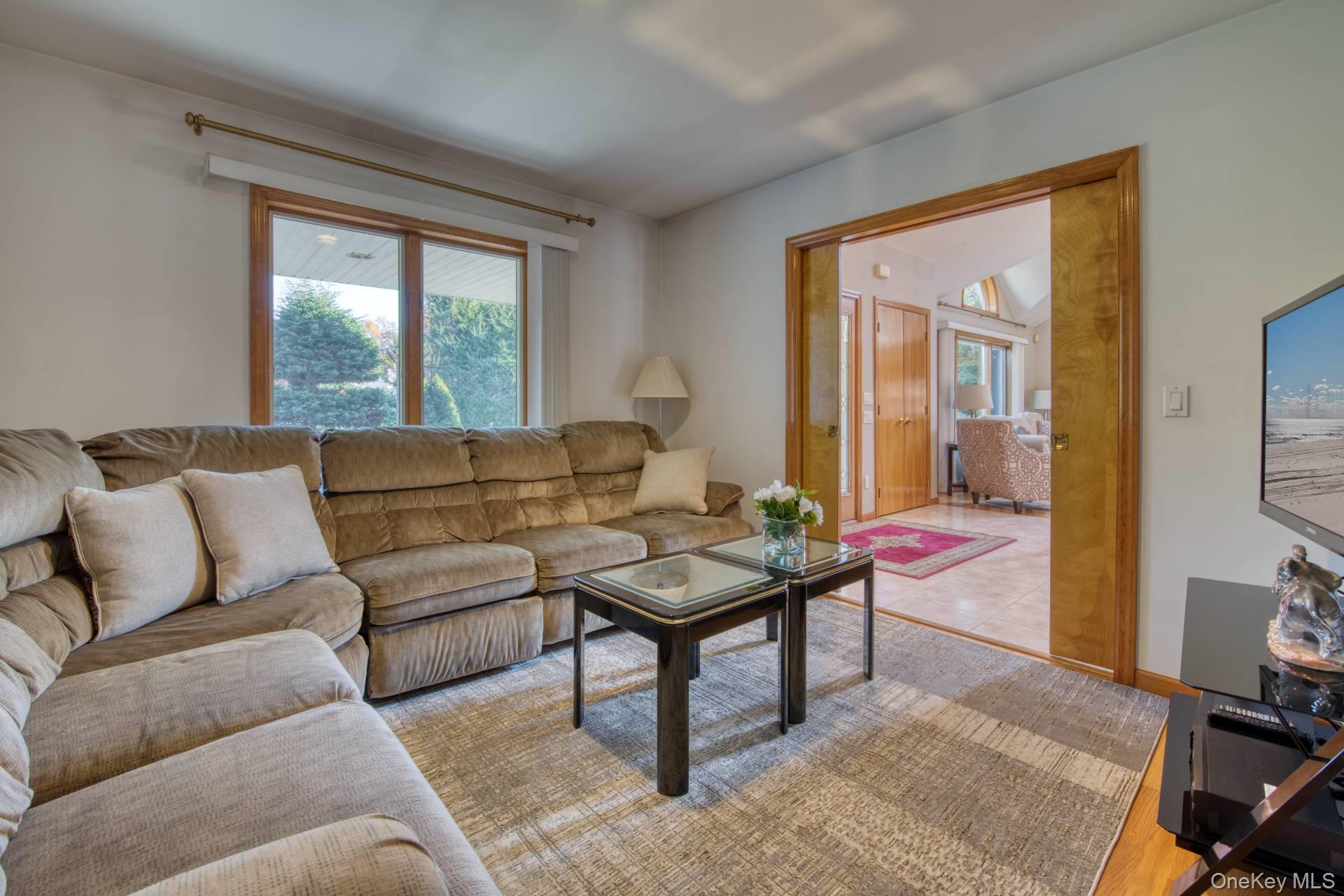 7 Sea Breeze Avenue Property Photo 6