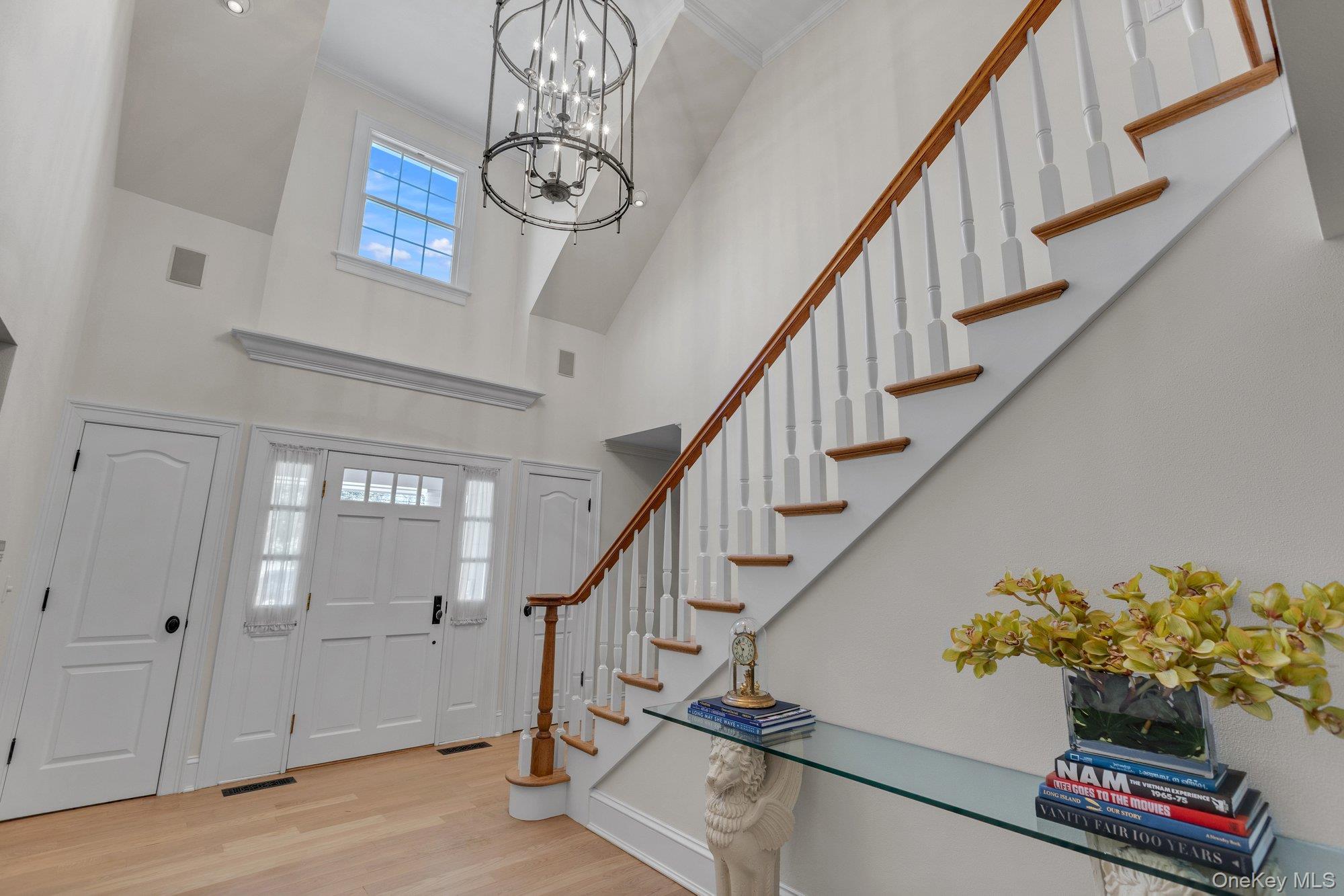 18 Landing Lane Property Photo 4