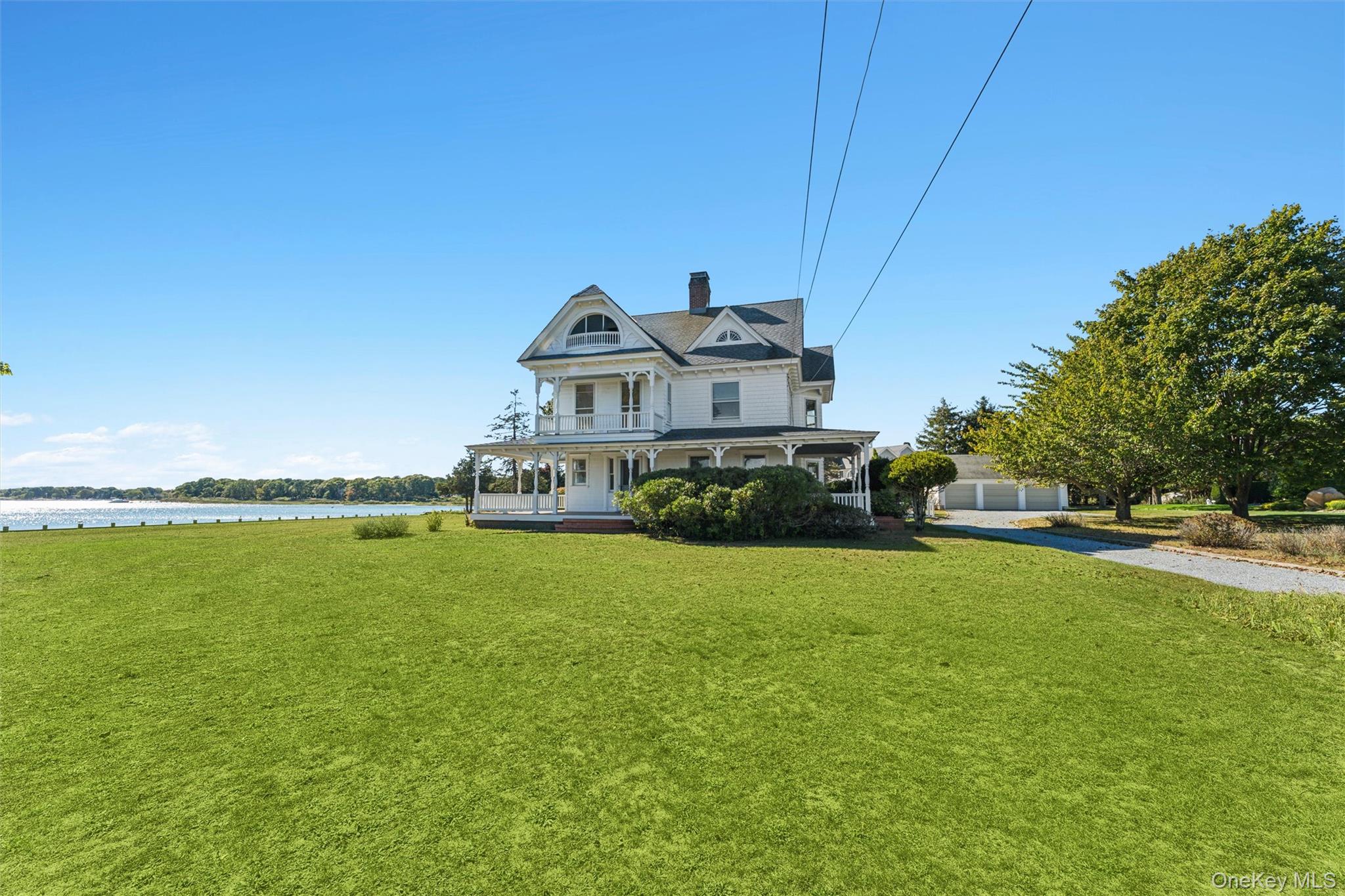 63 S Bay Ave Property Photo 15