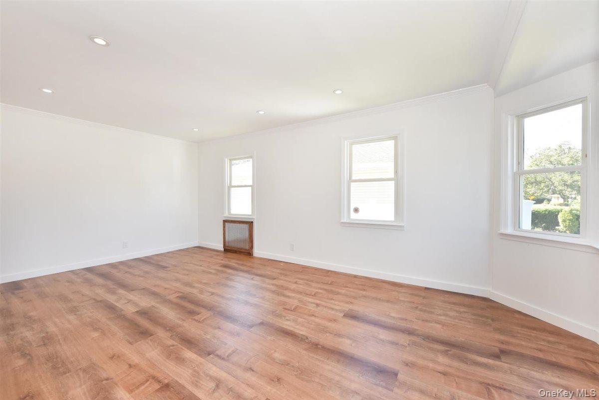 461 Pinebrook Avenue Property Photo 8