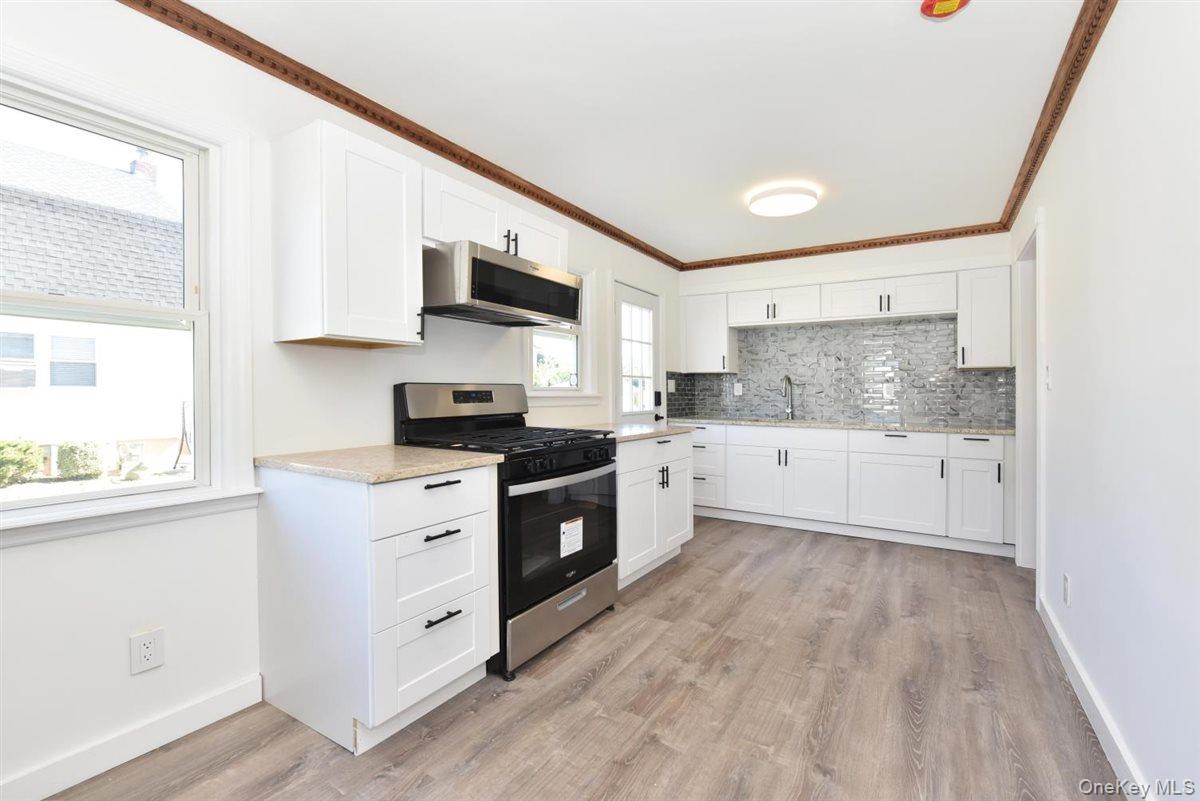 461 Pinebrook Avenue Property Photo 10