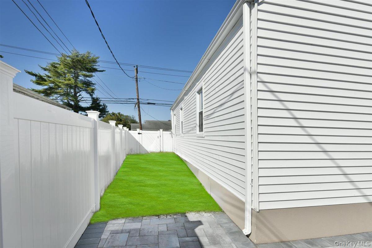 461 Pinebrook Avenue Property Photo 27