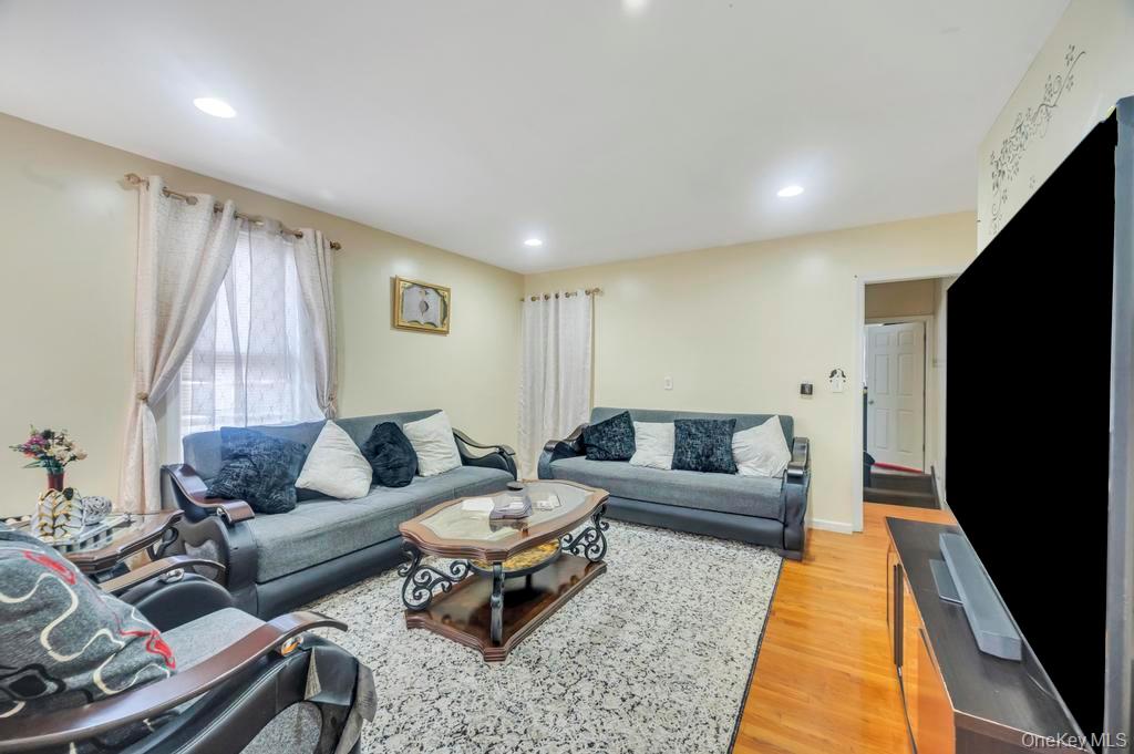 323 Barbey Street Property Photo 12