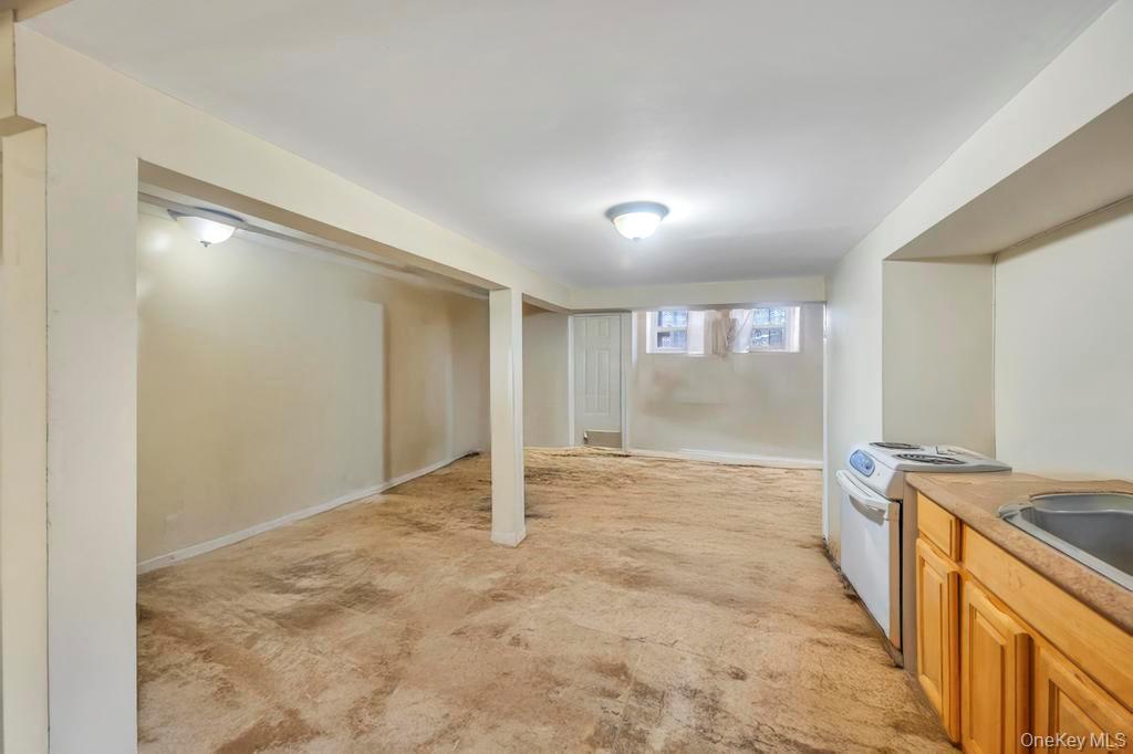323 Barbey Street Property Photo 28
