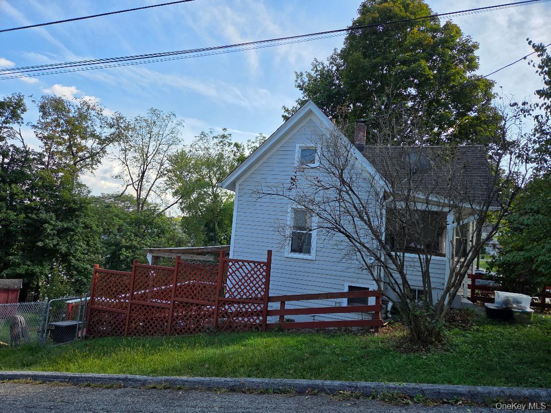 43 Second Street Property Photo 2