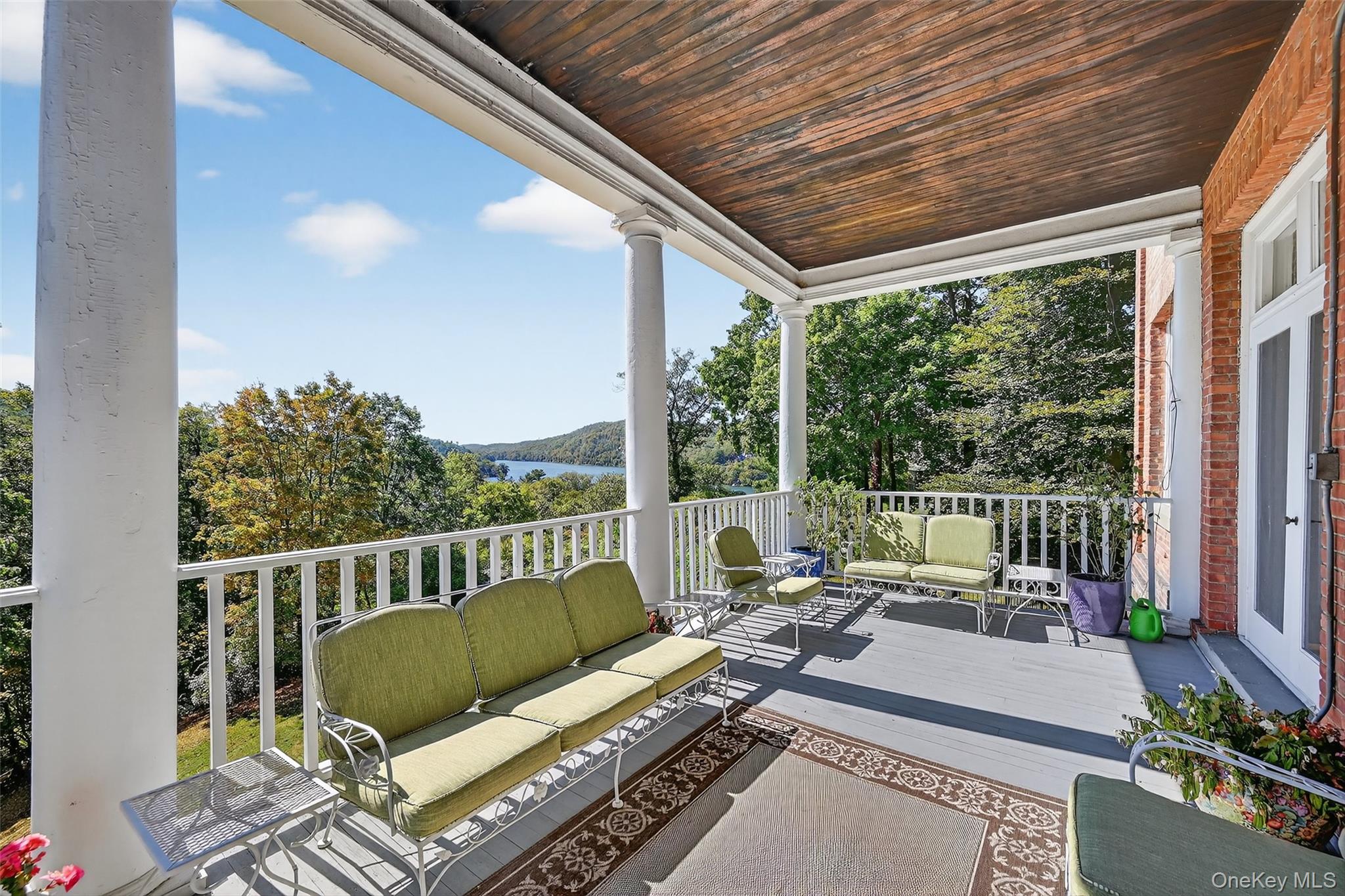 74 Tower Hill Loop Property Photo 17