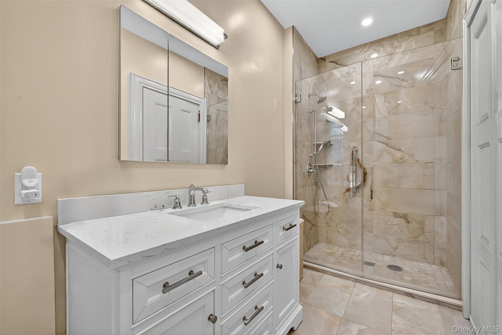 74 Tower Hill Loop Property Photo 34