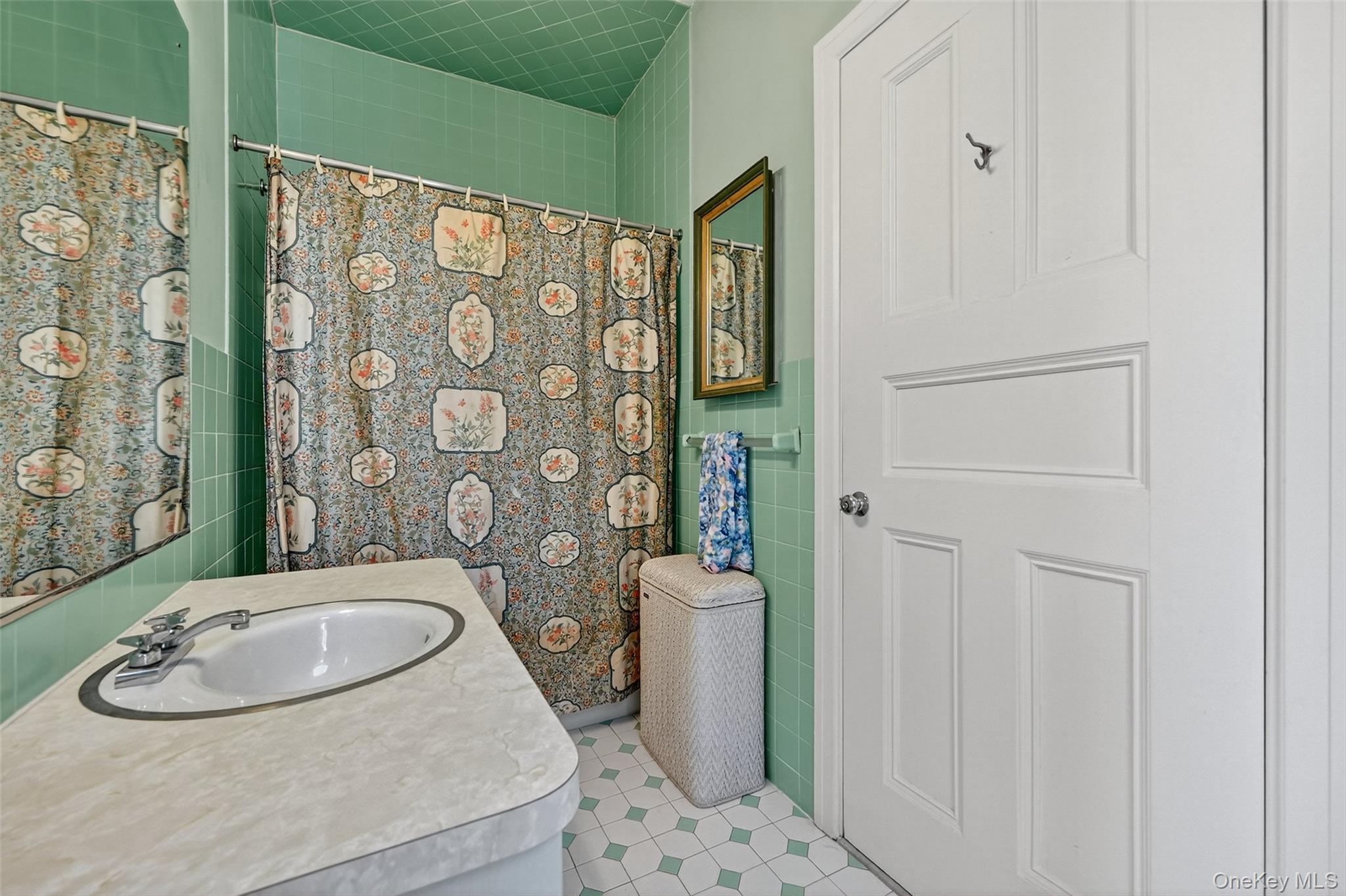 74 Tower Hill Loop Property Photo 36