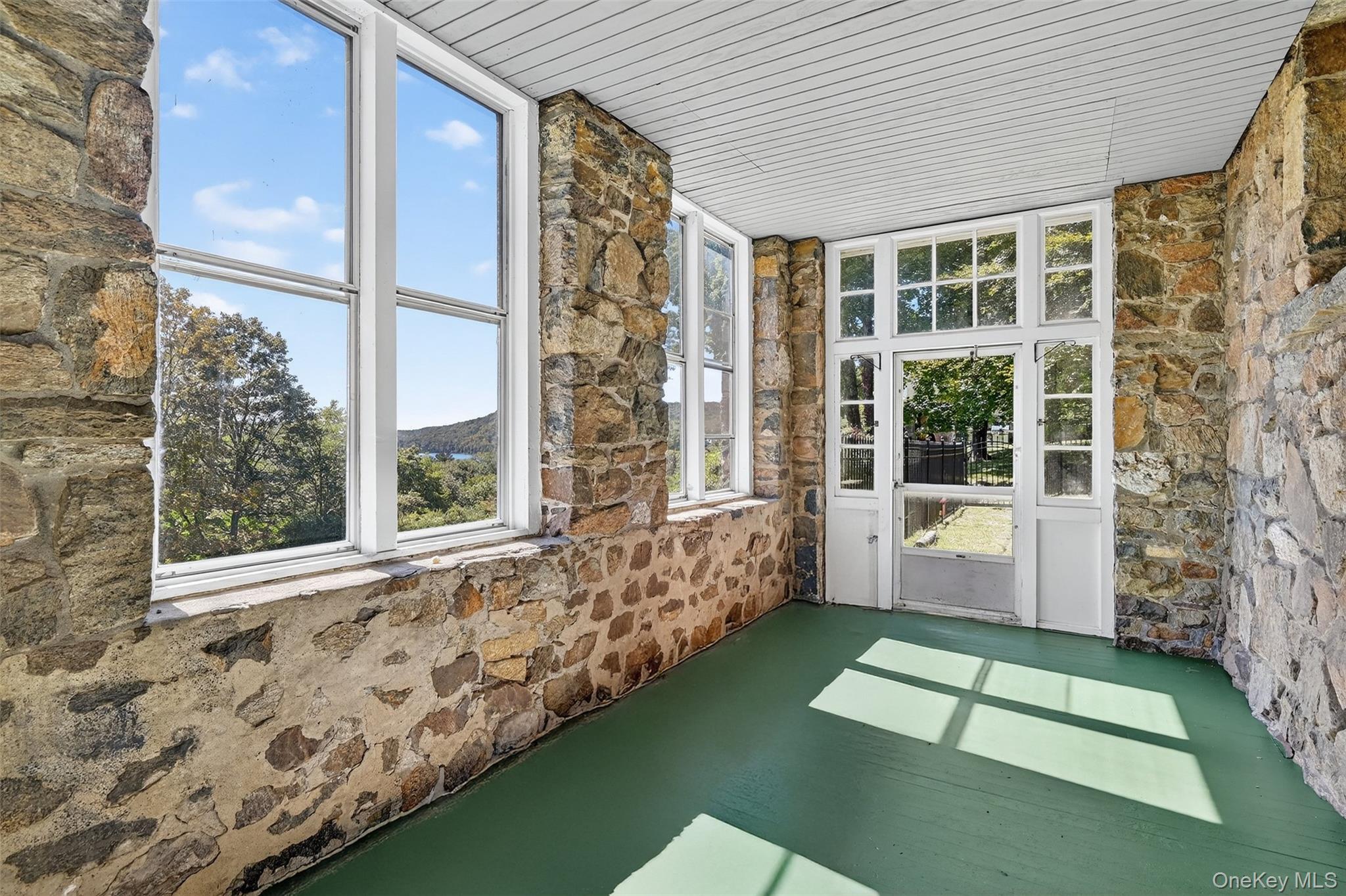 74 Tower Hill Loop Property Photo 38