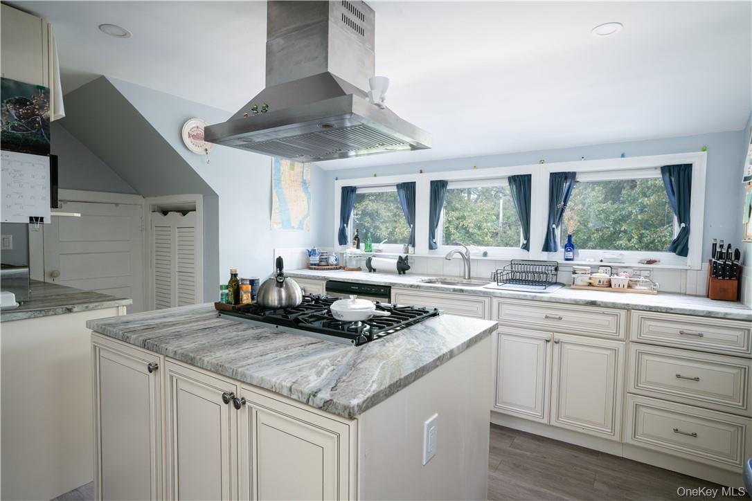 9 Voorhis Property Photo 43