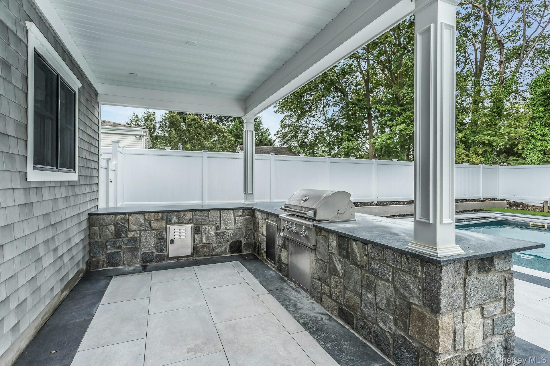 9 Hill Drive Property Photo 37
