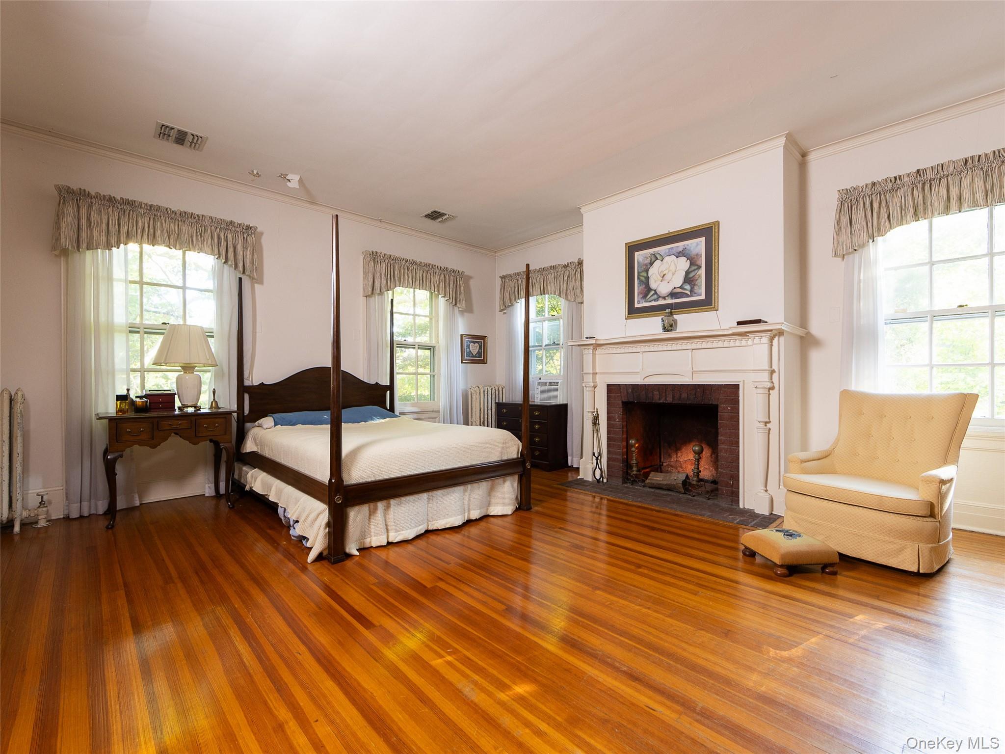 63 Colonial Avenue Property Photo 16