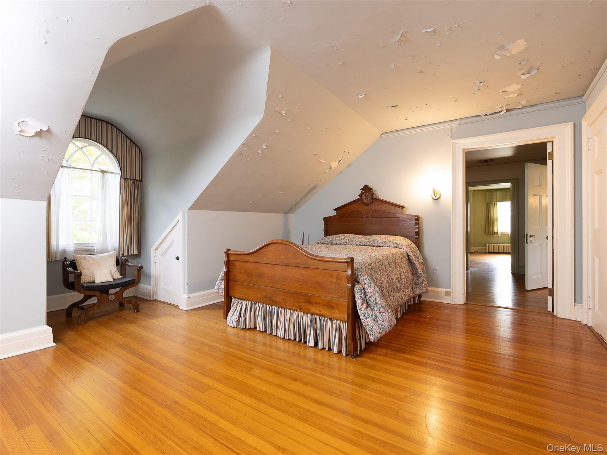 63 Colonial Avenue Property Photo 18