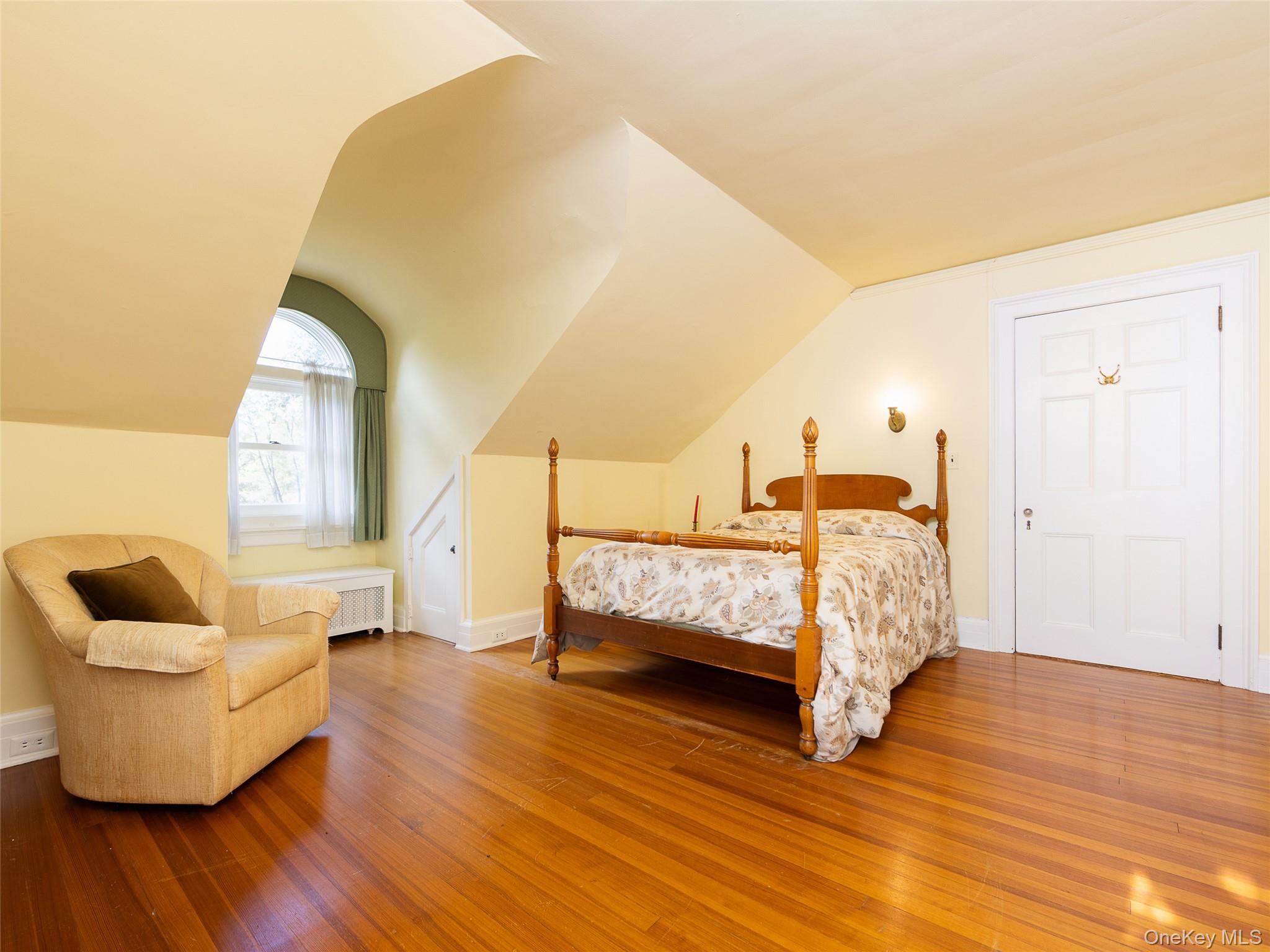 63 Colonial Avenue Property Photo 19
