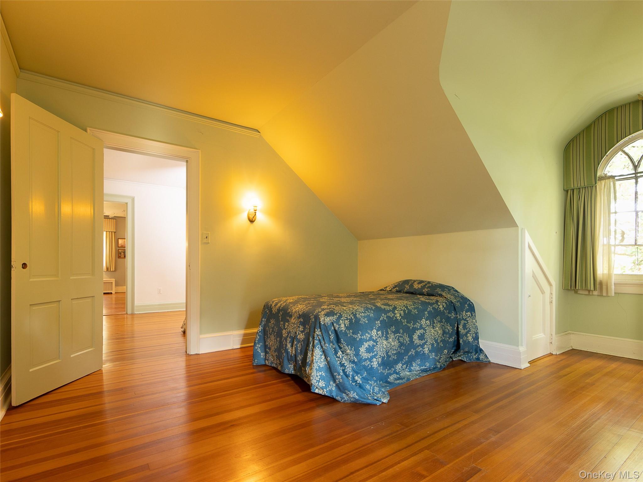 63 Colonial Avenue Property Photo 20