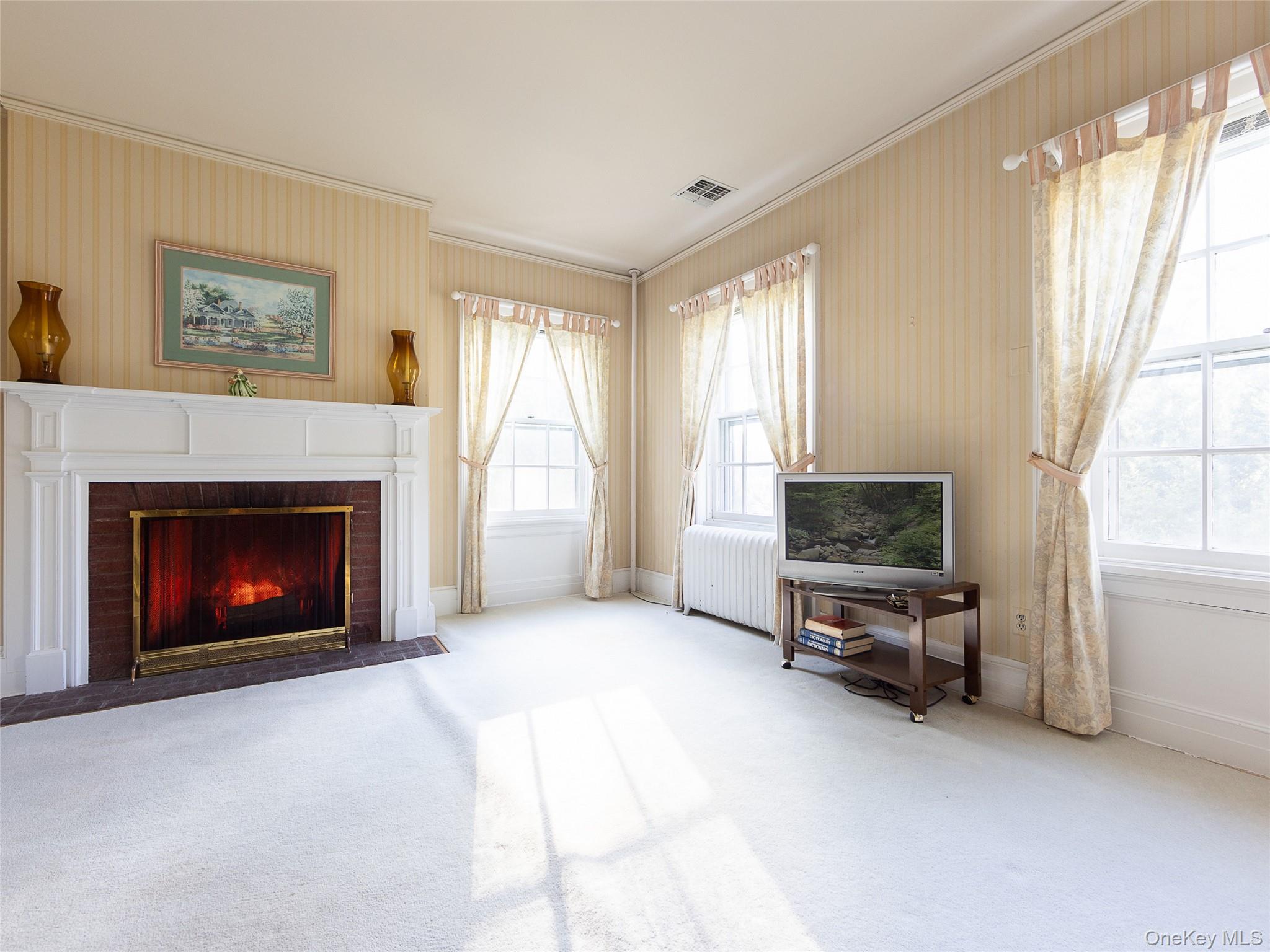 63 Colonial Avenue Property Photo 21