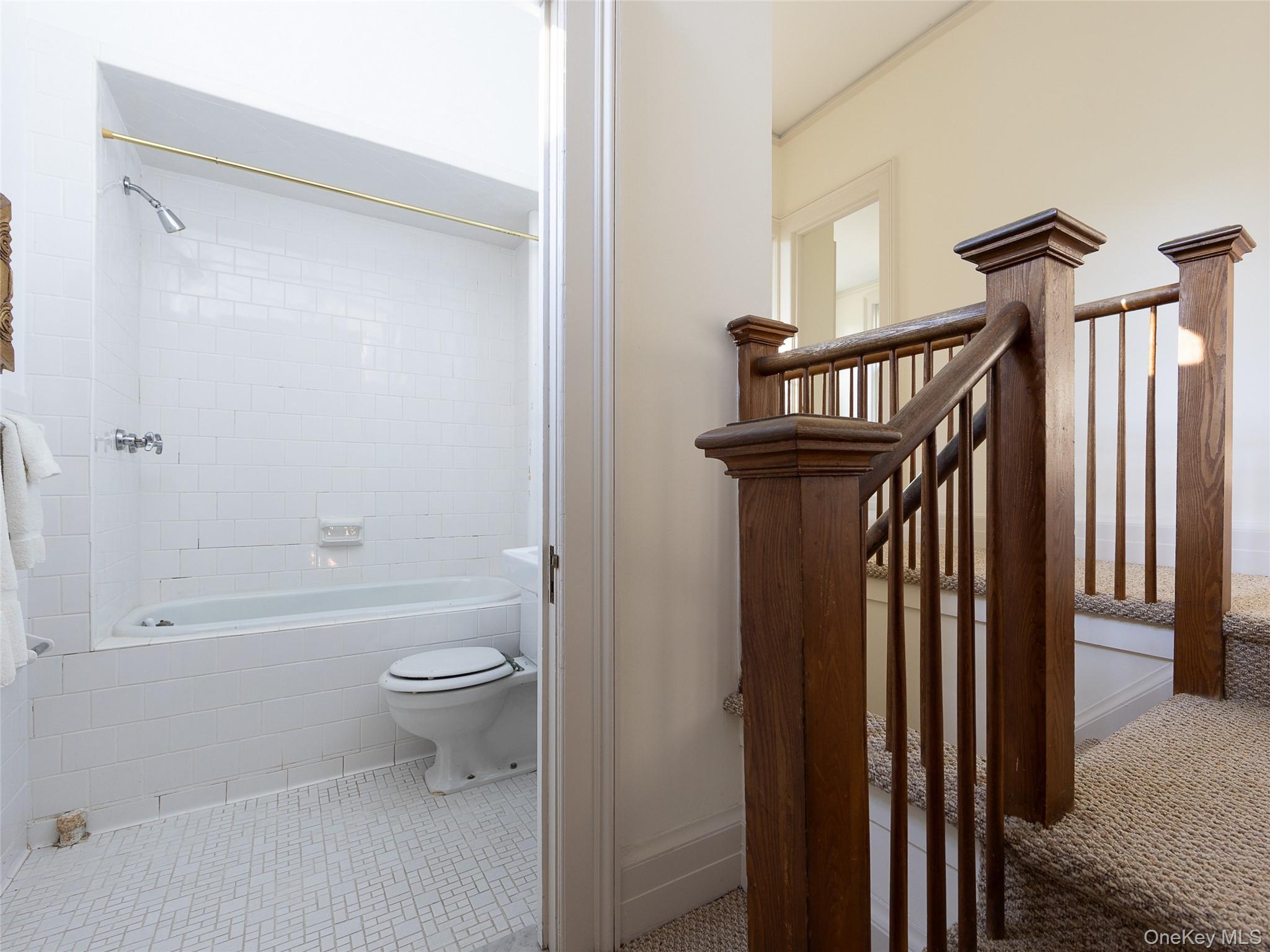 63 Colonial Avenue Property Photo 24