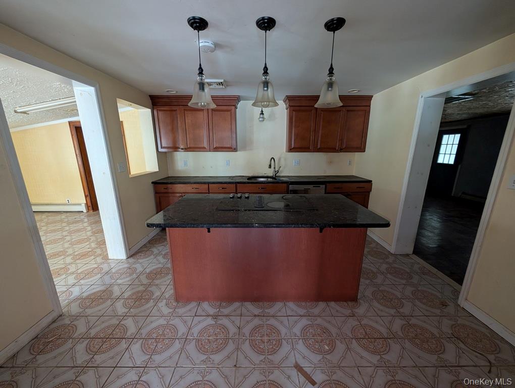469 Eatontown Road Property Photo 3